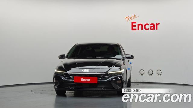 Hyundai AVANTE 2025 — photo 3