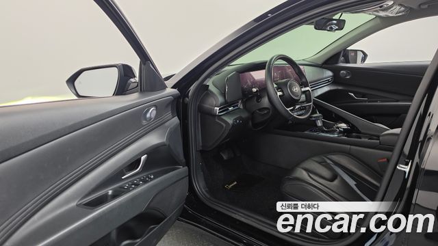 Hyundai AVANTE 2025 — photo 10