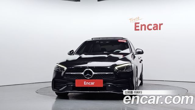 Mercedes-Benz C-Class 2024 — photo 3