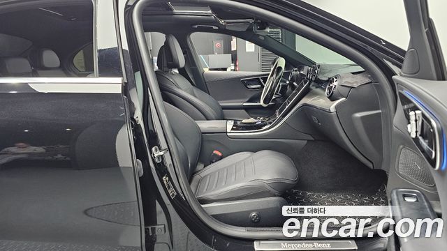 Mercedes-Benz C-Class 2024 — photo 16
