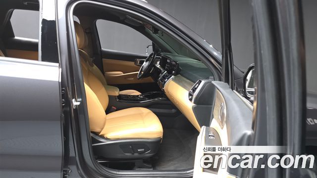 Kia Sorento 2023 — photo 17
