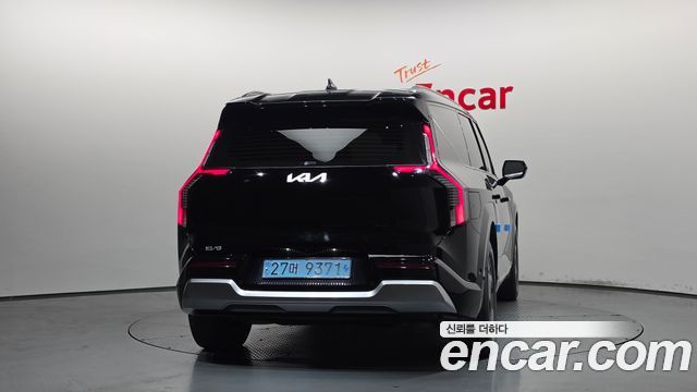 Kia EV9 2024 — photo 4