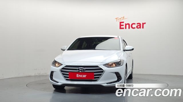 Hyundai AVANTE 2018 — photo 3