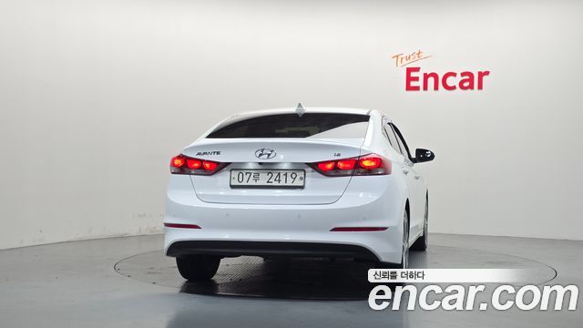 Hyundai AVANTE 2018 — photo 4