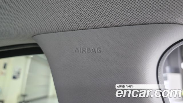Hyundai AVANTE 2018 — photo 29