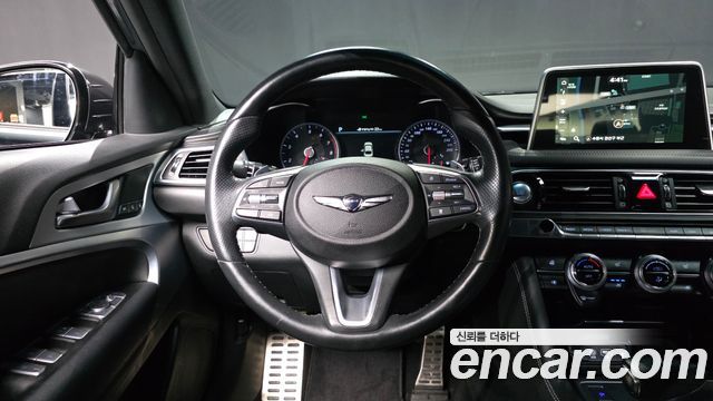 Genesis G70 2019 — photo 19