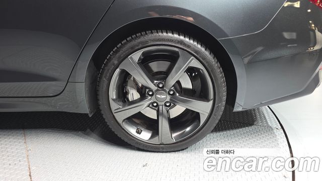 Genesis G70 2019 — photo 7