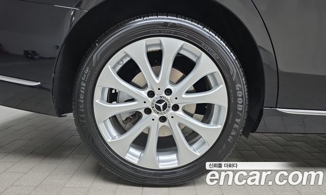 Mercedes-Benz E-Class 2018 — photo 5