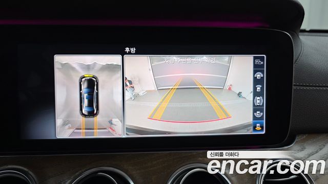 Mercedes-Benz E-Class 2018 — photo 21