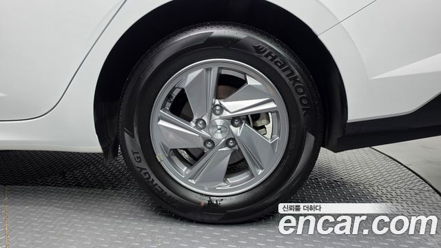 Hyundai AVANTE 2024 — photo 7