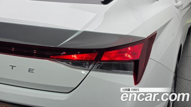 Hyundai AVANTE 2024 — photo 9
