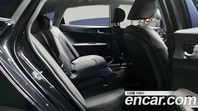 Kia K5 2020 — photo 11
