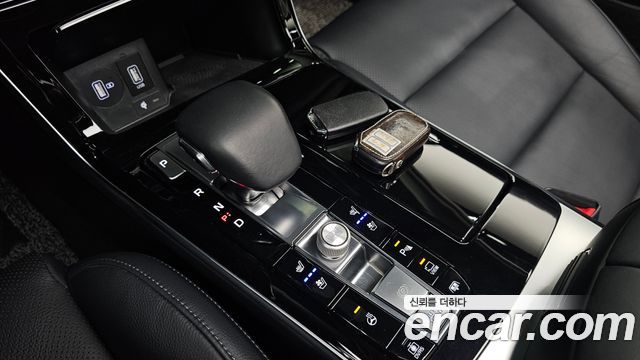 Kia K7 2020 — photo 12