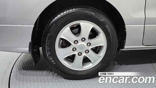 Hyundai Starex 2019 — photo 5