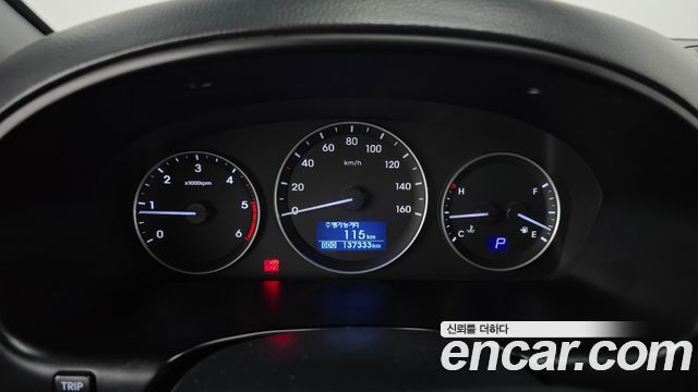 Hyundai Starex 2019 — photo 11