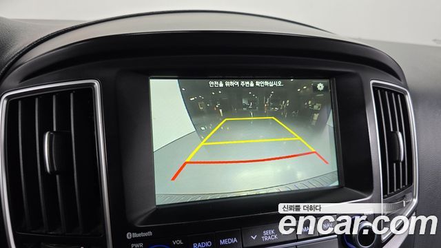 Hyundai Starex 2019 — photo 21