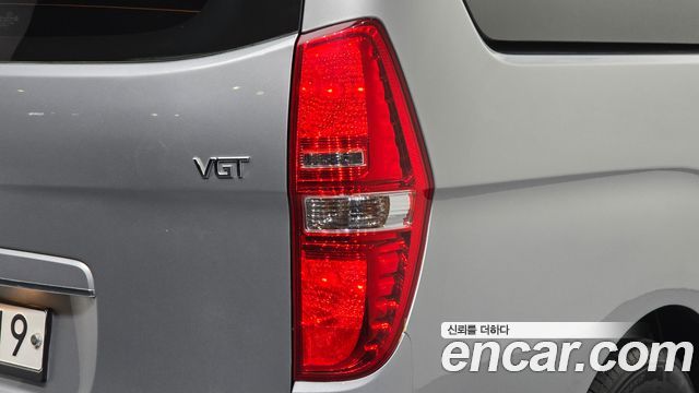 Hyundai Starex 2019 — photo 9