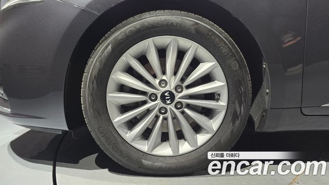Kia K7 2017 — photo 5