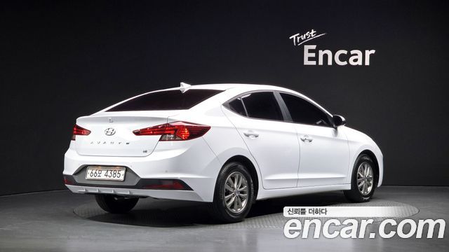 Hyundai AVANTE 2019 — photo 2