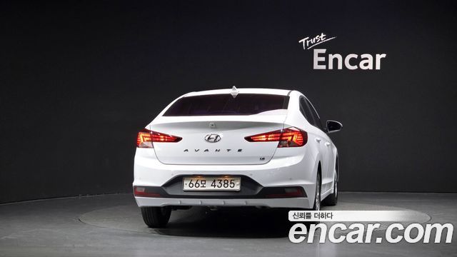 Hyundai AVANTE 2019 — photo 4