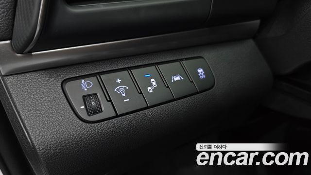 Hyundai AVANTE 2019 — photo 20