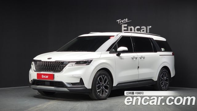 Kia Canival 2021 — photo 1