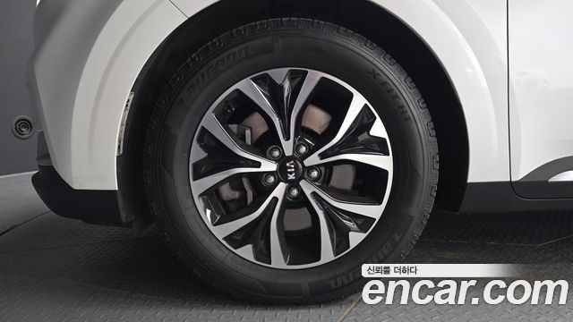 Kia Canival 2021 — photo 5
