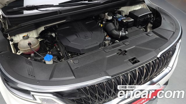 Kia Canival 2021 — photo 6
