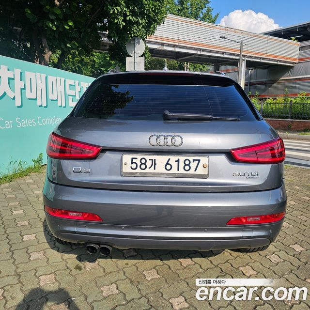 Audi Q3 2013 — photo 2