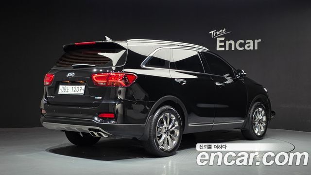Kia Sorento 2018 — photo 2