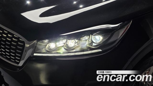 Kia Sorento 2018 — photo 8