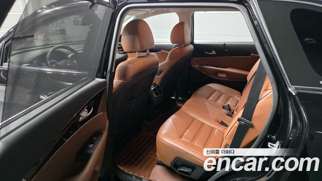 Kia Sorento 2018 — photo 27