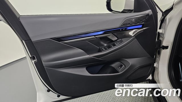 BMW i5 2024 — photo 14
