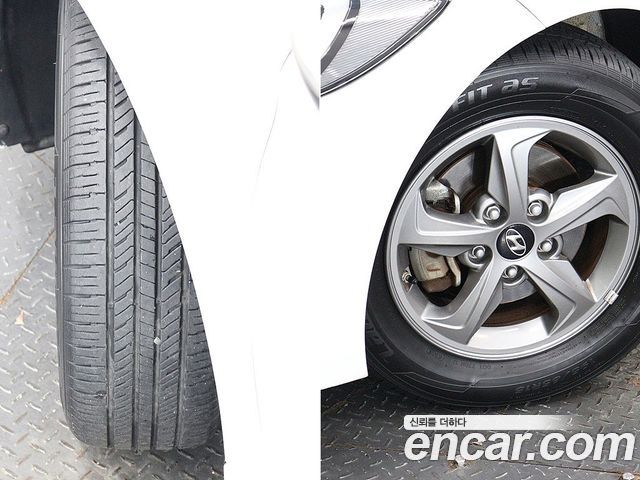 Hyundai AVANTE 2016 — photo 20