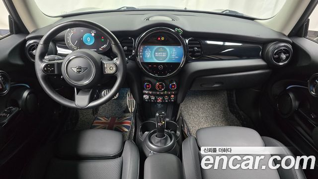 Mini Cooper 2023 — photo 10