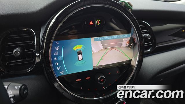 Mini Cooper 2023 — photo 20