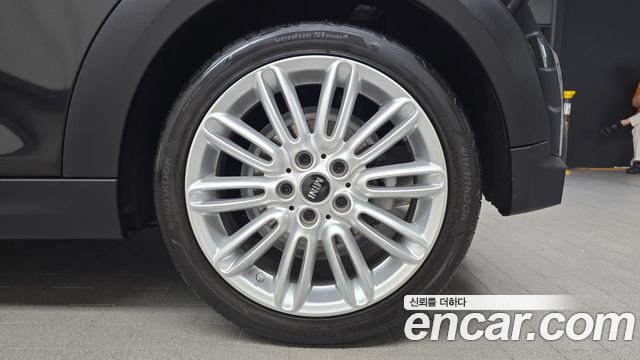 Mini Cooper 2023 — photo 7
