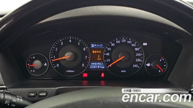 Kia OPIRUS 2010 — photo 8