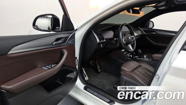 BMW X4 2021 — photo 10