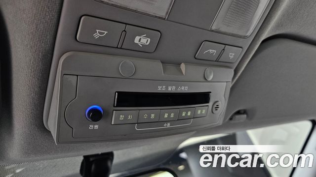 Hyundai Starex 2015 — photo 22