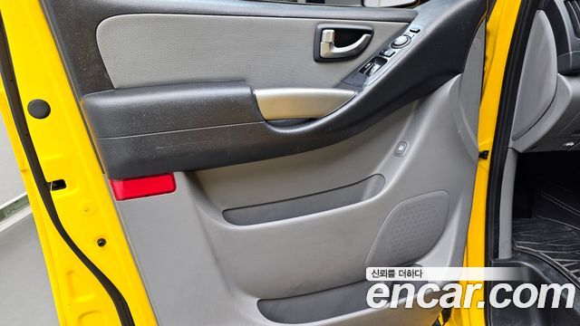 Hyundai Starex 2015 — photo 14