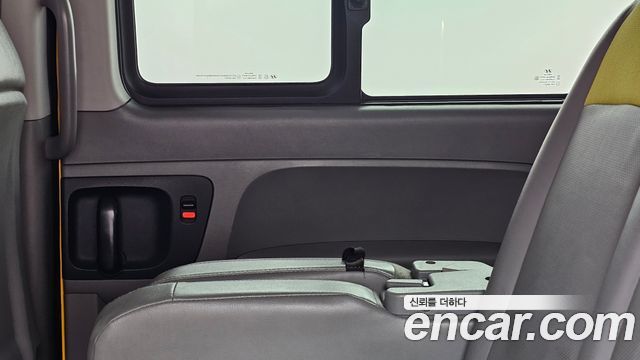 Hyundai Starex 2015 — photo 15