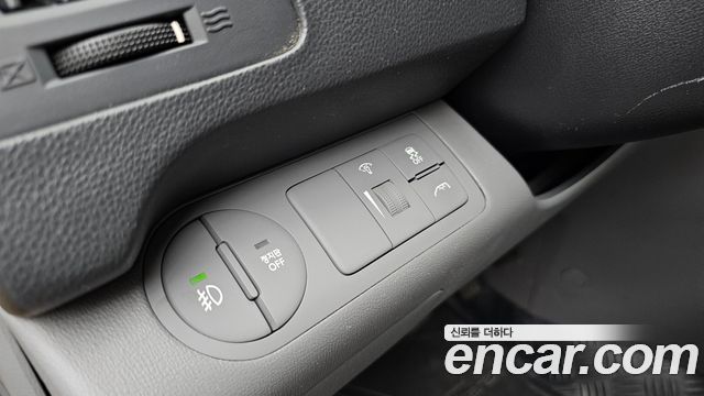 Hyundai Starex 2015 — photo 27