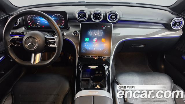 Mercedes-Benz C-Class 2025 — photo 10