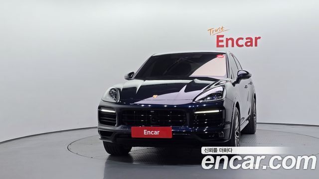 Porsche Cayenne 2023 — photo 3