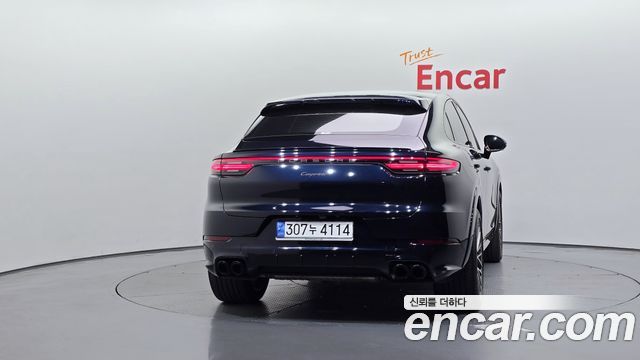 Porsche Cayenne 2023 — photo 4