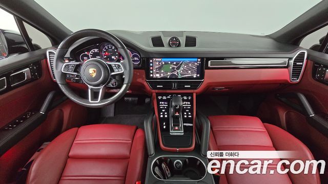 Porsche Cayenne 2023 — photo 10