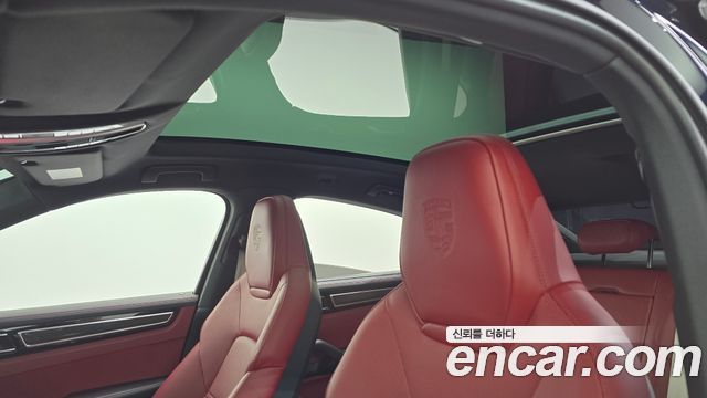 Porsche Cayenne 2023 — photo 21