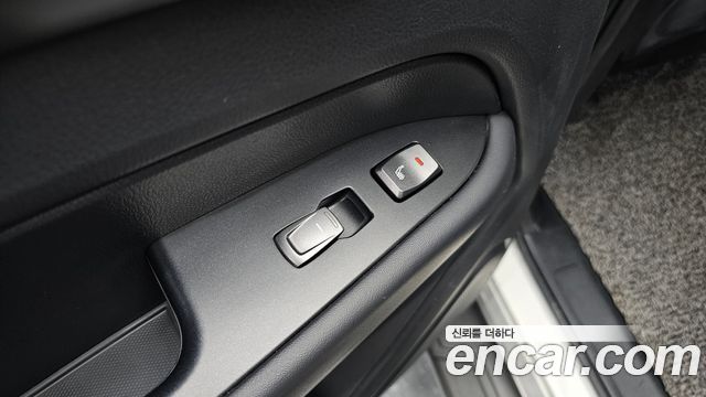 KG Mobility Rexton 2022 — photo 32