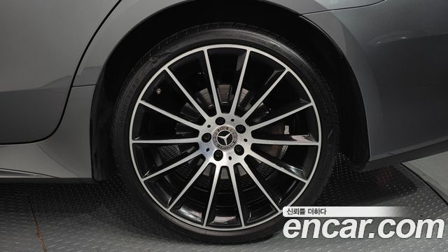 Mercedes-Benz CLS-Class 2019 — photo 7